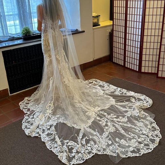 Enzoani ÉLYSÉE - Francoise wedding gown - Picture 9 of 13